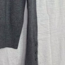 Load image into Gallery viewer, NWT Halogen Crewneck Pure Cashmere Sweater In Grey Heather
