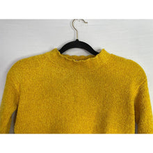 Load image into Gallery viewer, NWT Melrose and Market Girls Knitted Sweater Medium (10-12) Yellow Mock Neck
