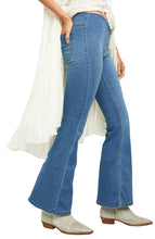 Load image into Gallery viewer, NWT We the Free Gummy Pull-On Flare Leg Jeans
