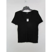 Load image into Gallery viewer, NWT Vero Moda Womens XL Pull Over V Neck Lettuce Top Black
