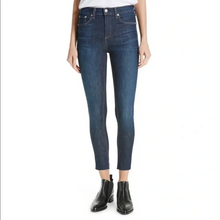 Load image into Gallery viewer, The Perfect Vintage Jean in Coney Wash
