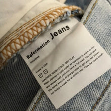 Load image into Gallery viewer, NWT Reformation  Women&#39;s Davies Jeans
