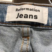 Load image into Gallery viewer, NWT Reformation  Women&#39;s Davies Jeans
